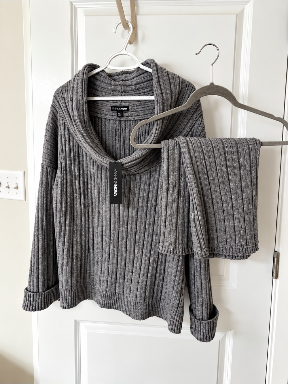 Fashion Nova Gray Ribbed Knit Sweater Skirt Set XL NWT